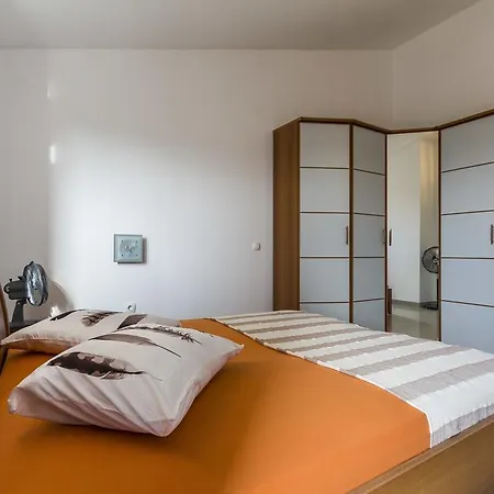 Apartment Gloria
