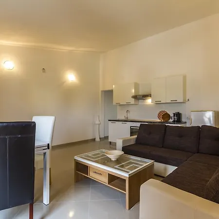 Apartment Gloria *